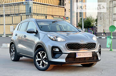 Внедорожник / Кроссовер Kia Sportage 2018 в 
