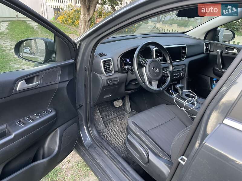 Внедорожник / Кроссовер Kia Sportage 2021 в Каменец-Подольском