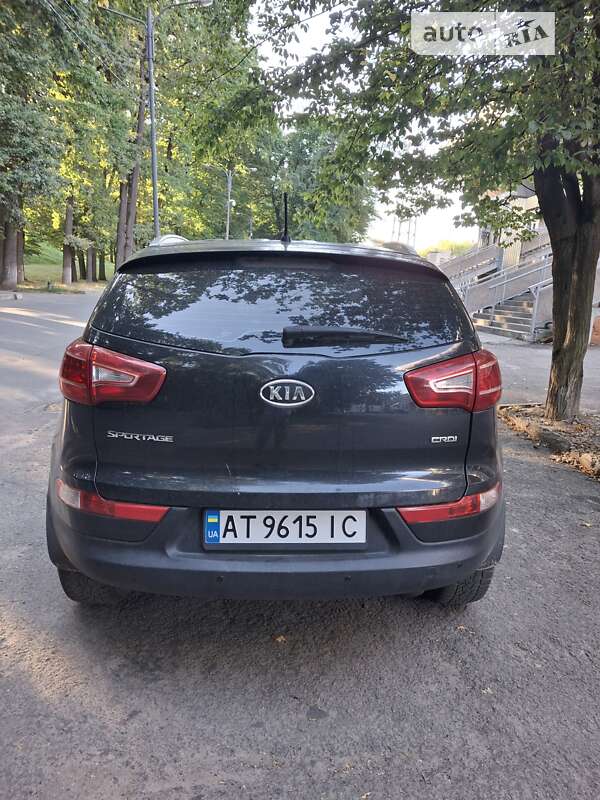 Позашляховик / Кросовер Kia Sportage 2011 в Івано-Франківську