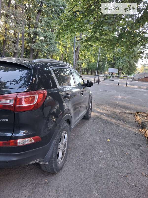 Позашляховик / Кросовер Kia Sportage 2011 в Івано-Франківську