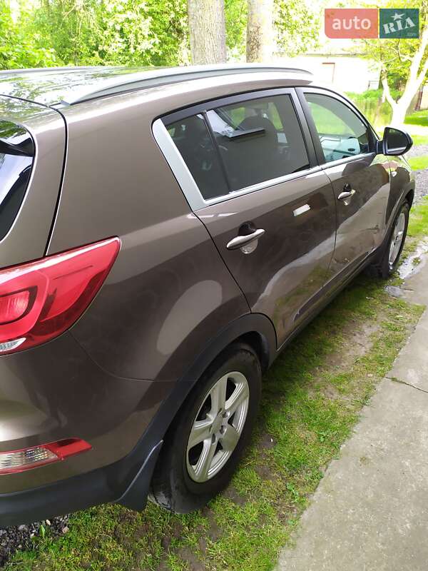 Внедорожник / Кроссовер Kia Sportage 2015 в Львове