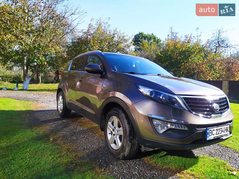 Внедорожник / Кроссовер Kia Sportage 2015 в Львове