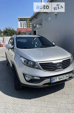 Позашляховик / Кросовер Kia Sportage 2011 в Тернополі