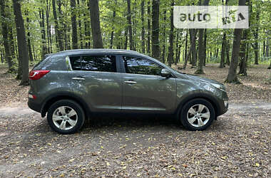 Позашляховик / Кросовер Kia Sportage 2012 в Жмеринці