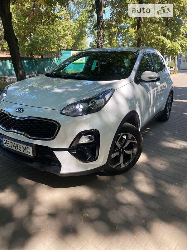 Позашляховик / Кросовер Kia Sportage 2019 в 