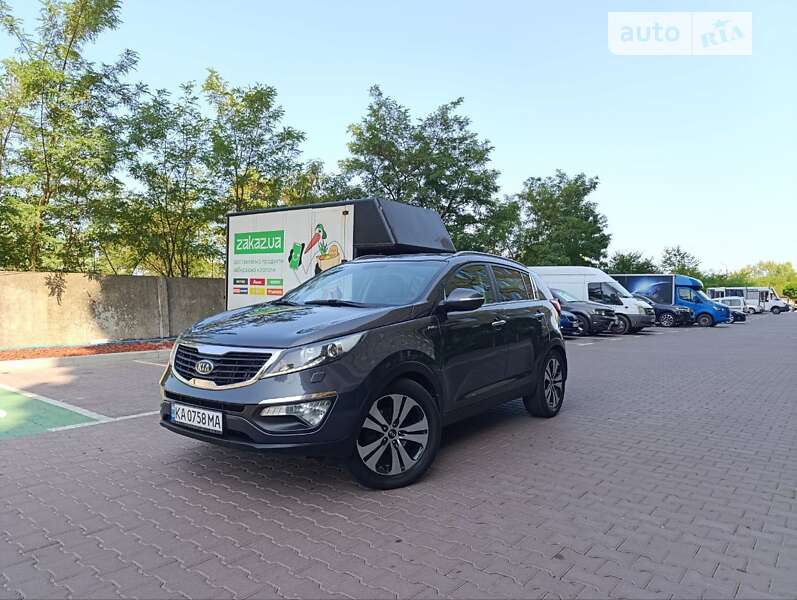 Позашляховик / Кросовер Kia Sportage 2012 в Києві