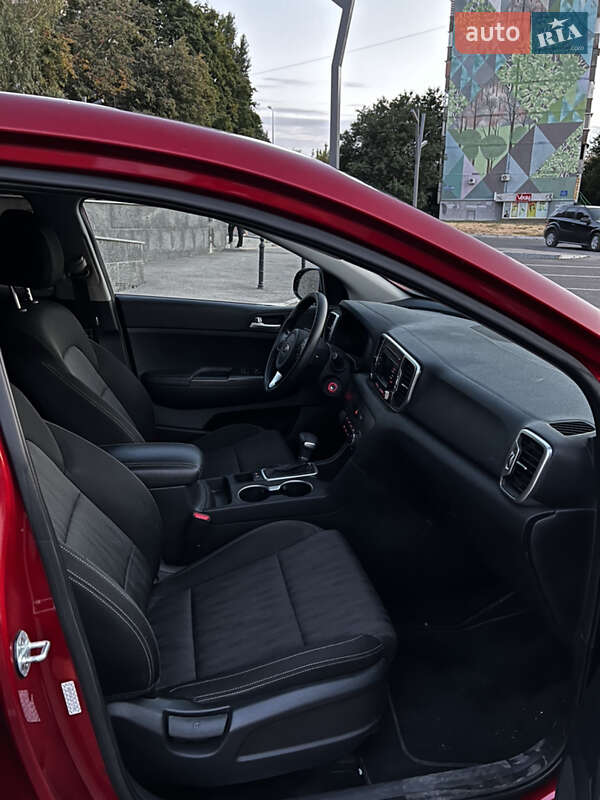 Внедорожник / Кроссовер Kia Sportage 2018 в Харькове