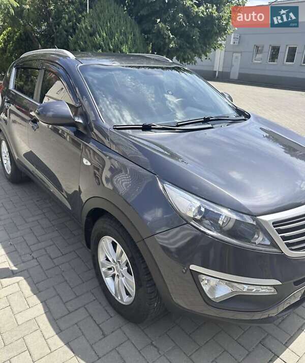 Внедорожник / Кроссовер Kia Sportage 2012 в Южном