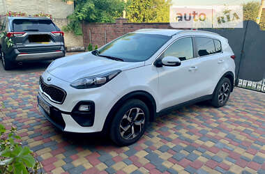 Внедорожник / Кроссовер Kia Sportage 2021 в Остроге