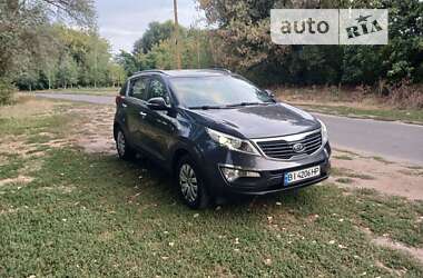 Позашляховик / Кросовер Kia Sportage 2012 в Полтаві