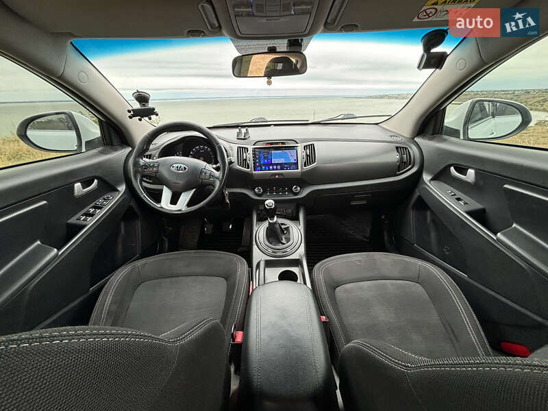 Позашляховик / Кросовер Kia Sportage 2013 в Одесі