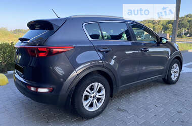 Позашляховик / Кросовер Kia Sportage 2017 в Лубнах