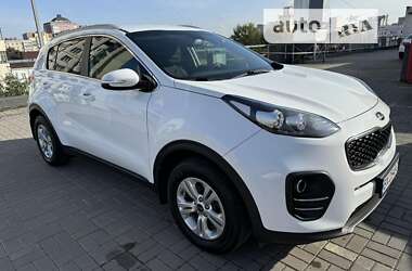 Позашляховик / Кросовер Kia Sportage 2016 в Хмельницькому