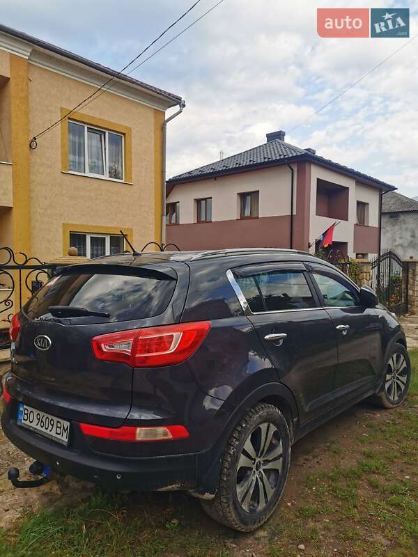 Внедорожник / Кроссовер Kia Sportage 2011 в Бережанах