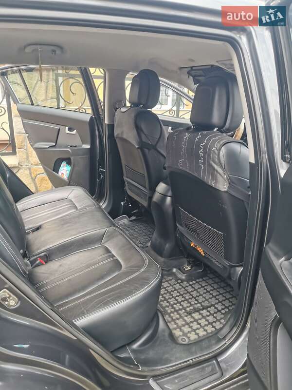 Внедорожник / Кроссовер Kia Sportage 2011 в Бережанах