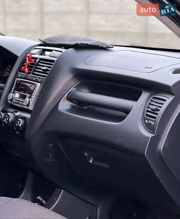 Внедорожник / Кроссовер Kia Sportage 2007 в Дубно