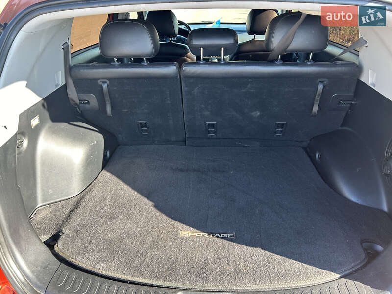 Внедорожник / Кроссовер Kia Sportage 2011 в Ровно