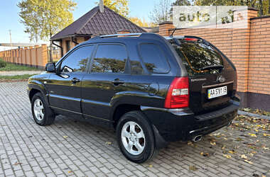 Внедорожник / Кроссовер Kia Sportage 2008 в Красилове