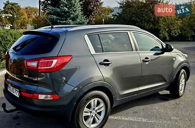 Внедорожник / Кроссовер Kia Sportage 2011 в Полтаве