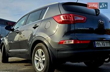 Внедорожник / Кроссовер Kia Sportage 2011 в Полтаве