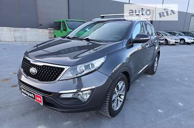 Позашляховик / Кросовер Kia Sportage 2015 в Львові