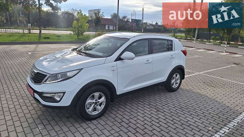 Позашляховик / Кросовер Kia Sportage 2013 в Коломиї