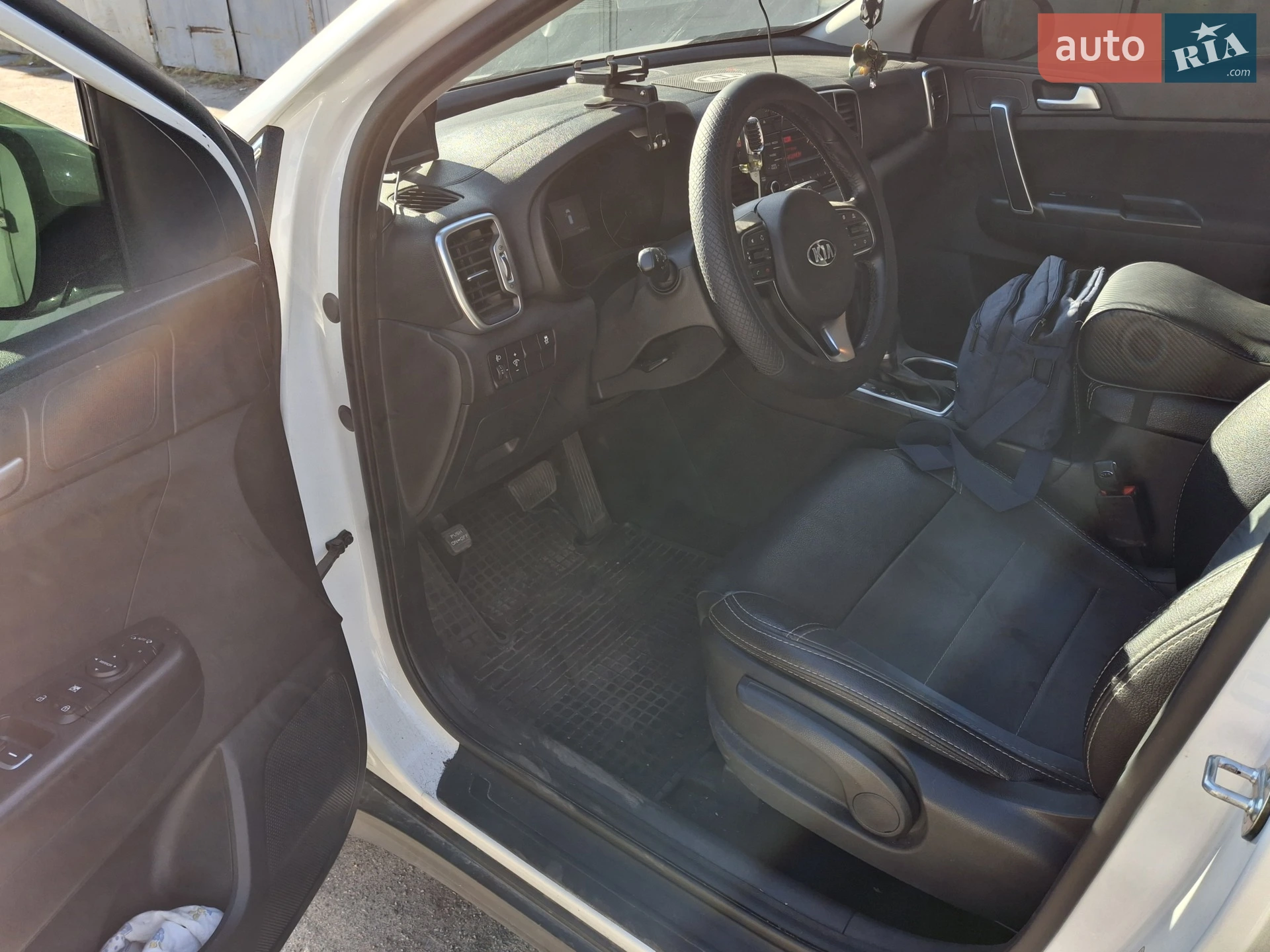 Kia Sportage 2017 VIN U5YPG815GHL361868 фото оголошення 5 з 10