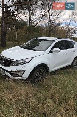 Позашляховик / Кросовер Kia Sportage 2012 в Миколаєві