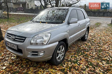 Внедорожник / Кроссовер Kia Sportage 2006 в Тячеве