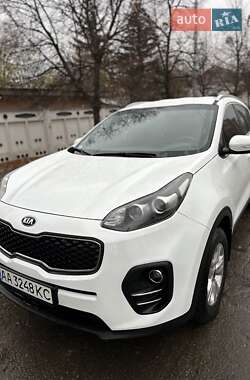 Внедорожник / Кроссовер Kia Sportage 2016 в Киеве