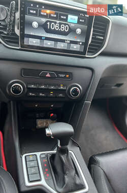 Внедорожник / Кроссовер Kia Sportage 2016 в 