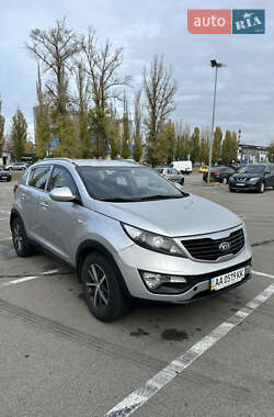 Позашляховик / Кросовер Kia Sportage 2013 в Києві