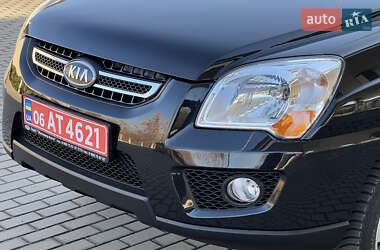 Внедорожник / Кроссовер Kia Sportage 2009 в Житомире