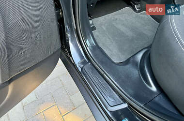 Позашляховик / Кросовер Kia Sportage 2013 в 