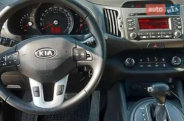 Позашляховик / Кросовер Kia Sportage 2011 в Херсоні