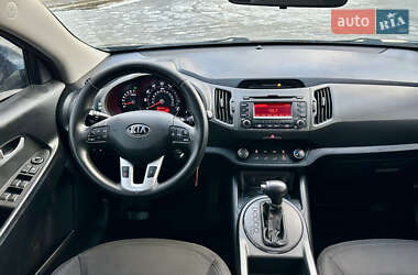 Внедорожник / Кроссовер Kia Sportage 2012 в Полтаве