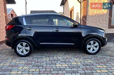 Позашляховик / Кросовер Kia Sportage 2011 в Івано-Франківську