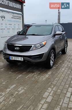 Позашляховик / Кросовер Kia Sportage 2015 в Рівному