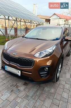 Внедорожник / Кроссовер Kia Sportage 2017 в Ивано-Франковске