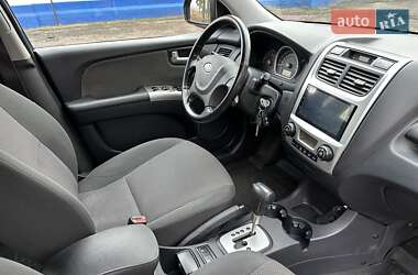 Внедорожник / Кроссовер Kia Sportage 2009 в Лебедине