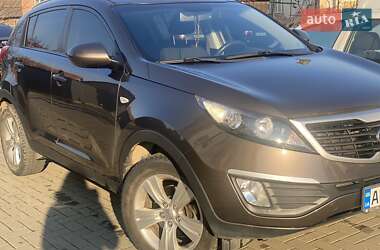 Позашляховик / Кросовер Kia Sportage 2011 в Хусті