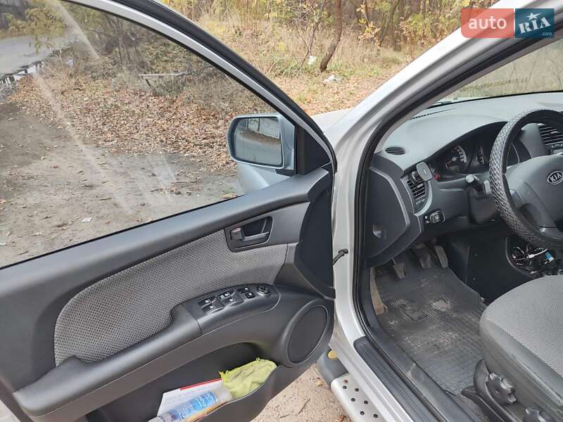 Внедорожник / Кроссовер Kia Sportage 2008 в Киеве