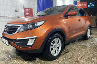 Внедорожник / Кроссовер Kia Sportage 2011 в Полтаве