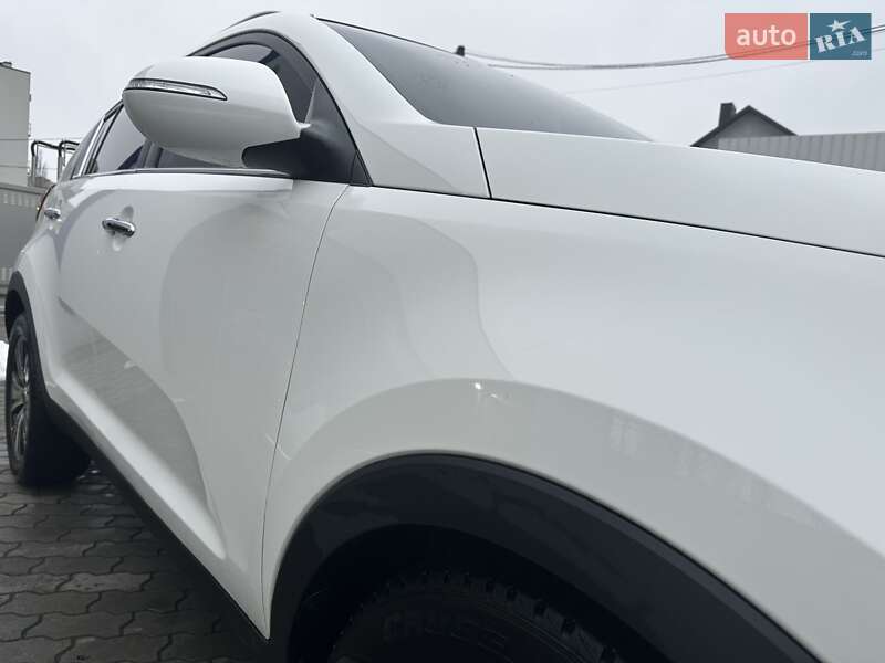 Внедорожник / Кроссовер Kia Sportage 2015 в Луцке