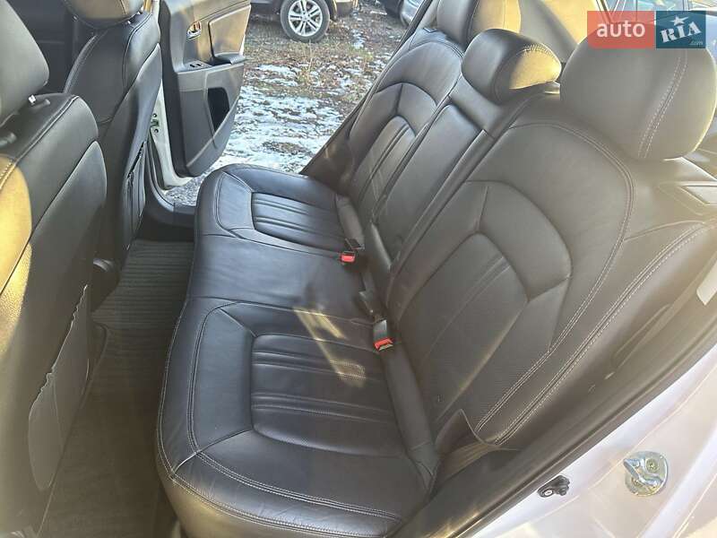 Внедорожник / Кроссовер Kia Sportage 2015 в Луцке