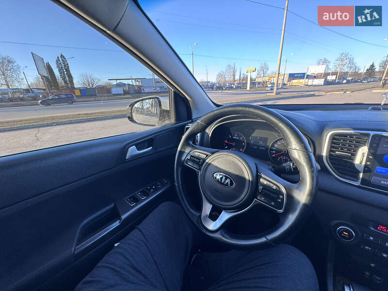 Внедорожник / Кроссовер Kia Sportage 2017 в Сумах