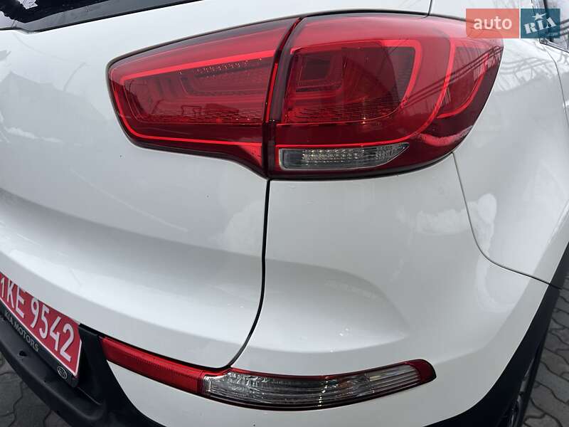 Внедорожник / Кроссовер Kia Sportage 2015 в Луцке