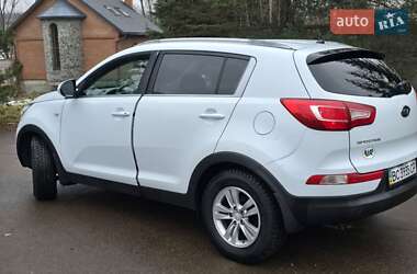 Позашляховик / Кросовер Kia Sportage 2012 в Трускавці