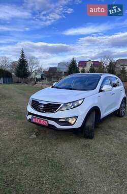 Внедорожник / Кроссовер Kia Sportage 2012 в Самборе