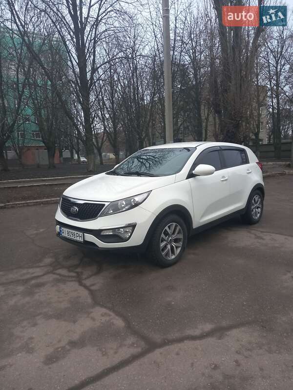 Позашляховик / Кросовер Kia Sportage 2015 в Кропивницькому